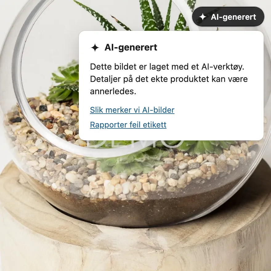 En produktside for et terrarium i glass. En mørk etikett med teksten «AI-generert» sitter øverst til høyre på bildet, med forklaringen åpen under.